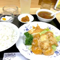 Snapdishの料理写真:エビマヨ定食|正暁さん