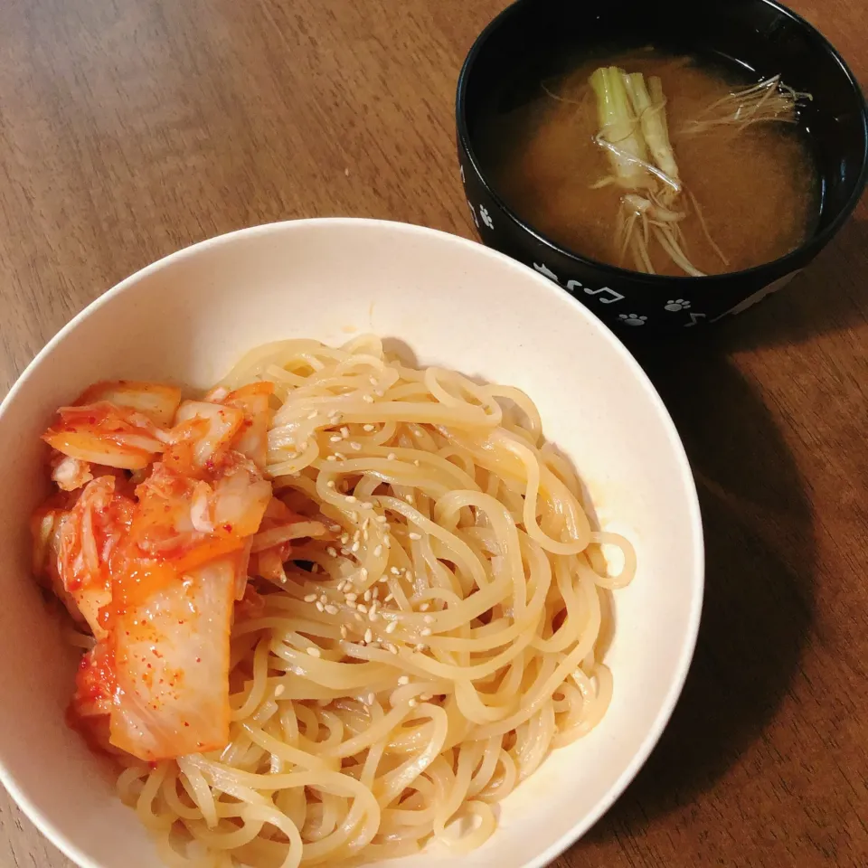 担々冷麺とせりの根っこのお味噌汁|薫子さん