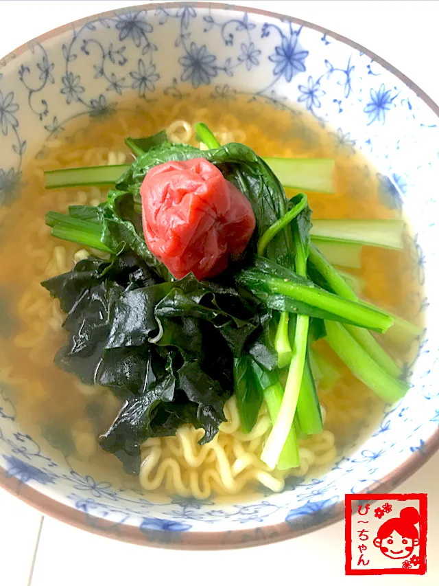 お昼ご飯はサリ麺で塩ラーメン🍜|☆ぴ〜ちゃん☆さん