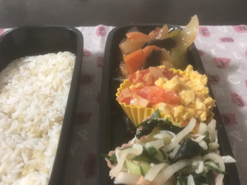 焼売酢豚とトマ玉炒め弁当🍱|Hideさん