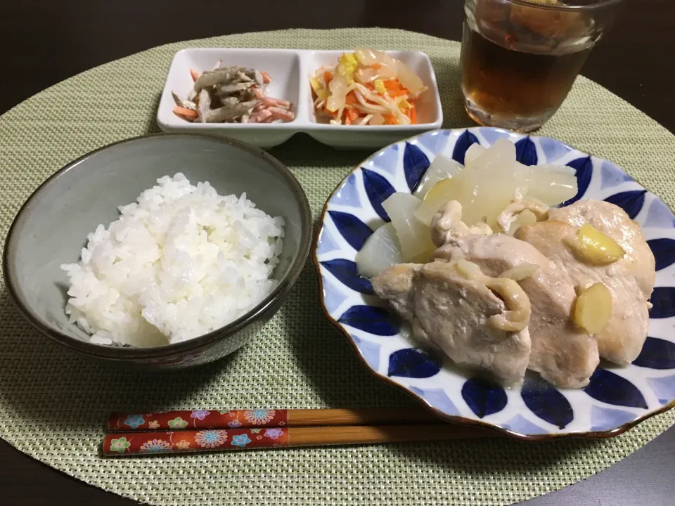 Snapdishの料理写真:鶏むね肉と大根の塩スープ煮あん|ちぐあささん