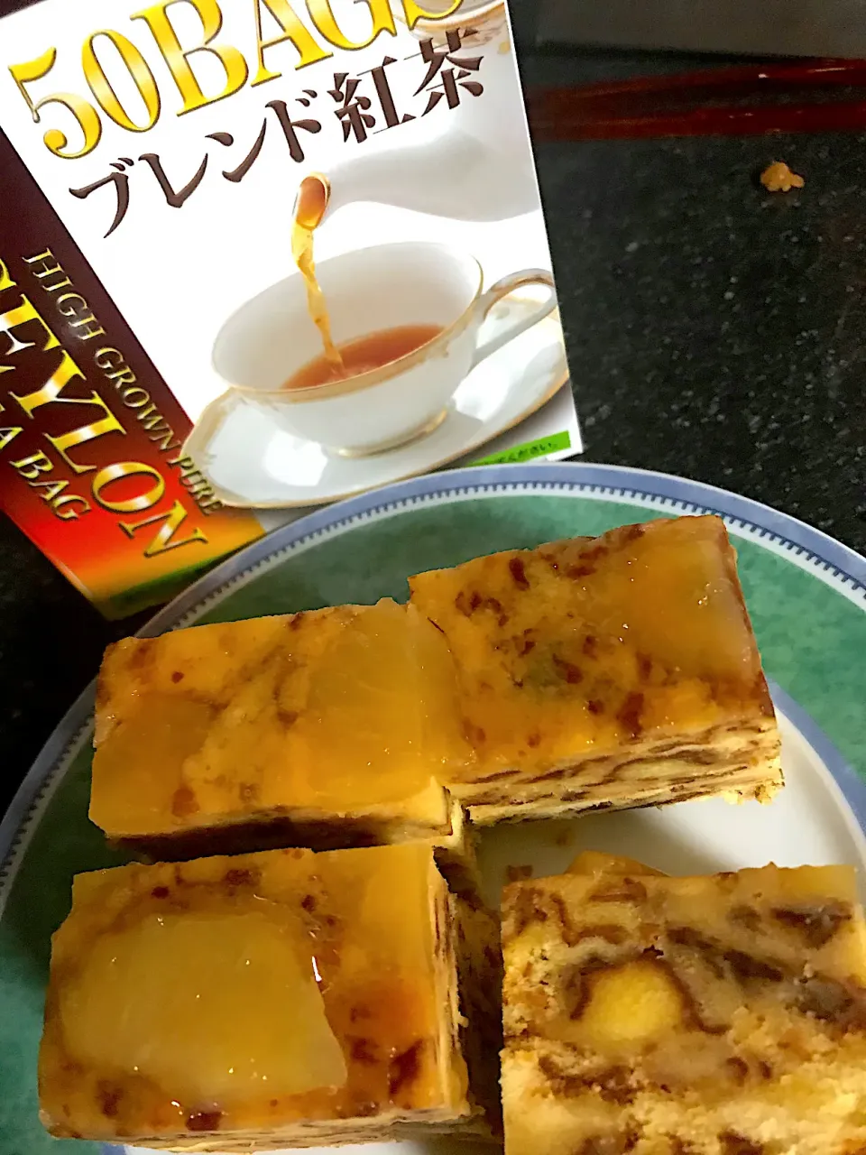 Snapdishの料理写真:アップルケーキ　これだけで１８０円|シュトママさん