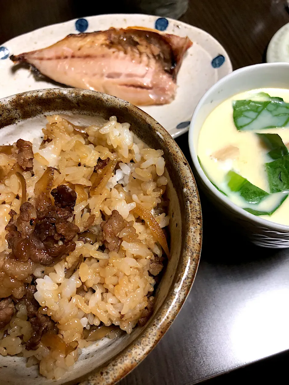 Snapdishの料理写真:牛飯、茶碗蒸し、あじの干物|Rie Kobayashiさん