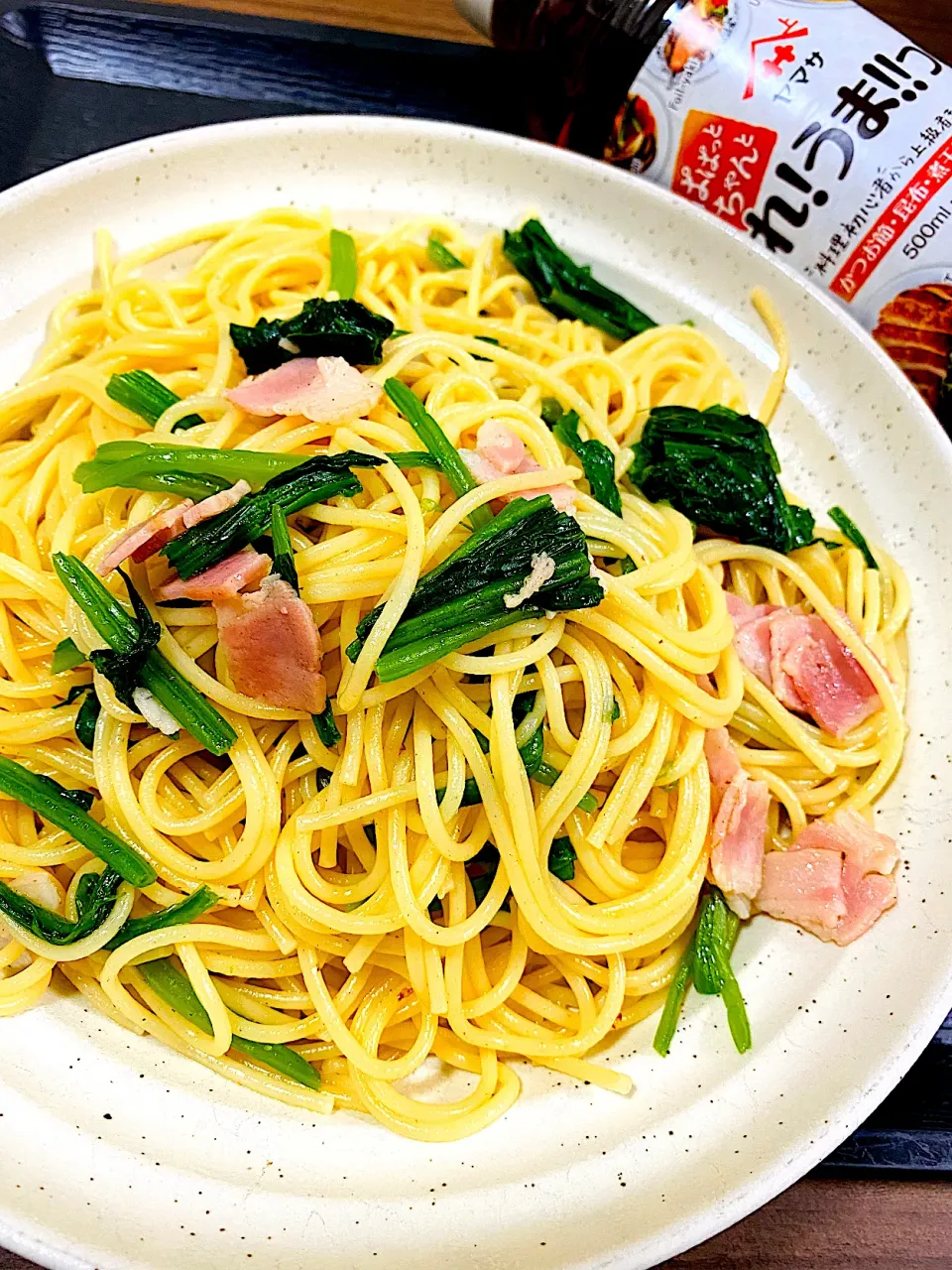 ベーコンとほうれん草のパスタ|とっしぃさん