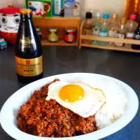 Snapdishの料理写真:美容室から帰宅して、さささっとキーマカレー😋