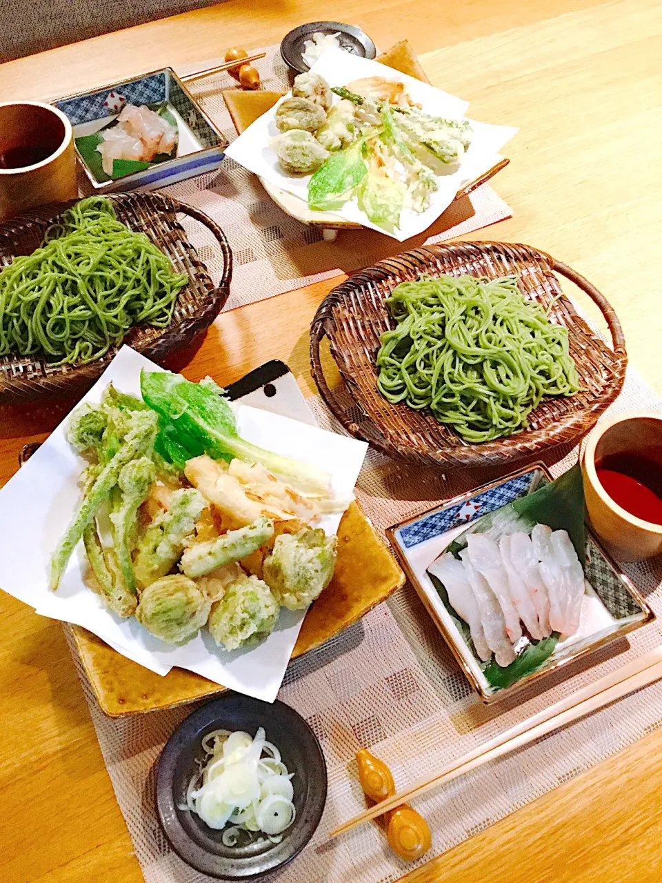 春の山菜天ぷら、茶蕎麦、平目お造り|papinさん