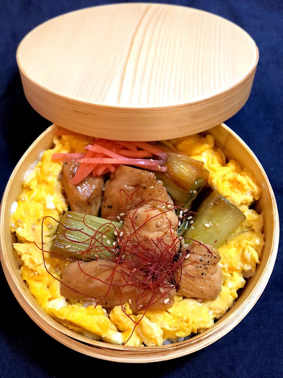 焼き鳥丼🐣|はなえ飯さん