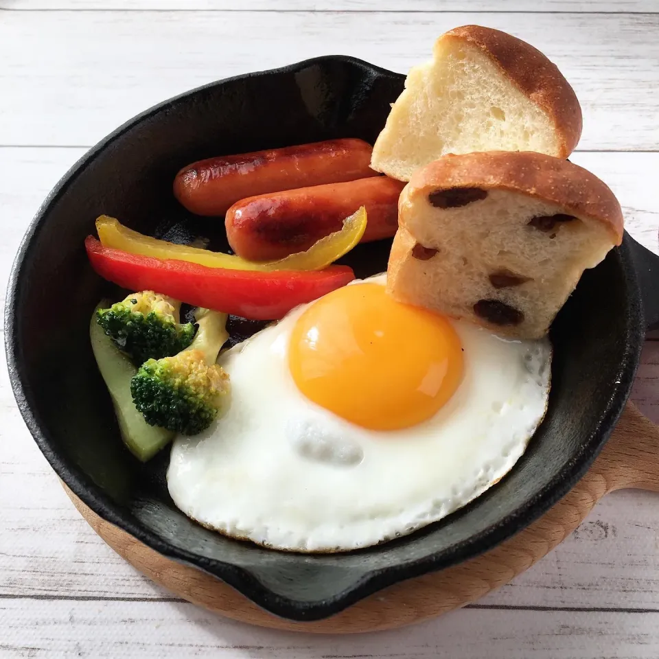 手作りミニ食パンの朝ごはん|はるさん