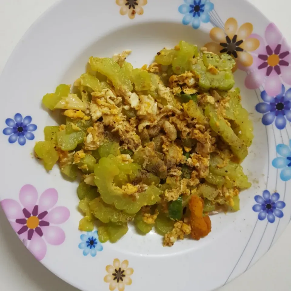 Snapdishの料理写真:fried bitter gourd with egg|patcookingfeverパットさん