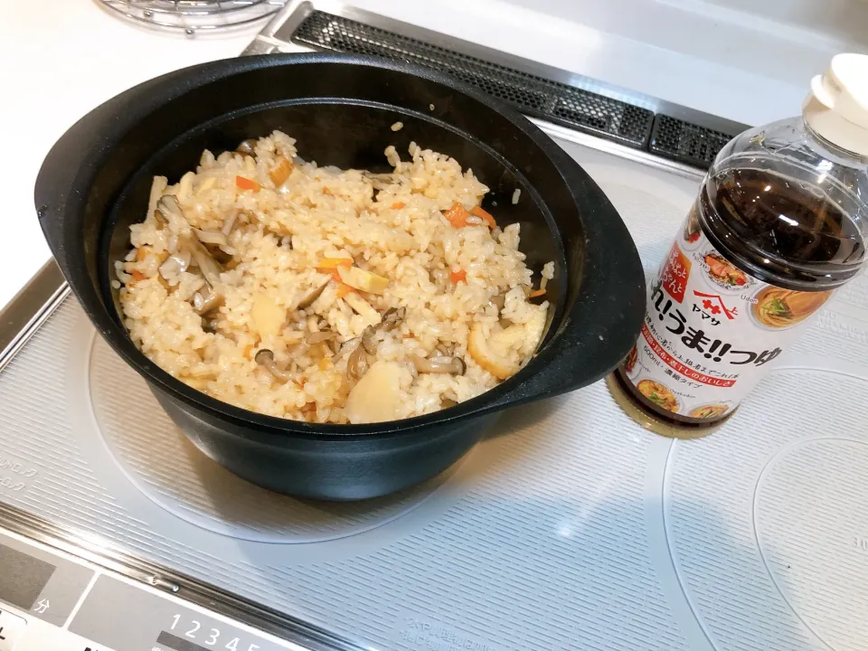 Snapdishの料理写真:これ！うま‼︎つゆで炊き込みご飯|erkさん