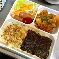 Snapdishの料理写真:2/28 夫の弁当|まおまおさん