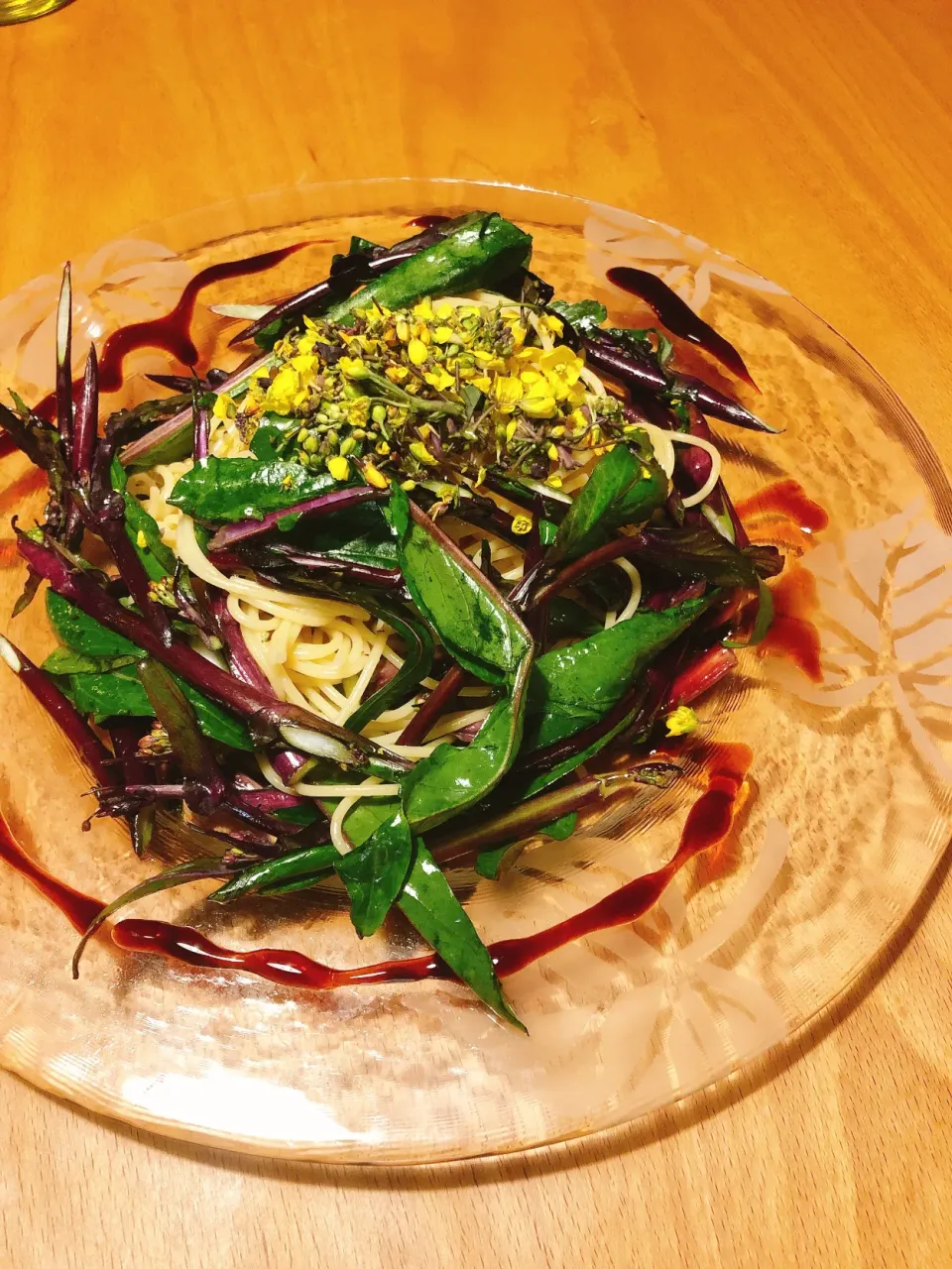 紅菜花のサラダ仕立てのスパゲティーニ|角康広さん