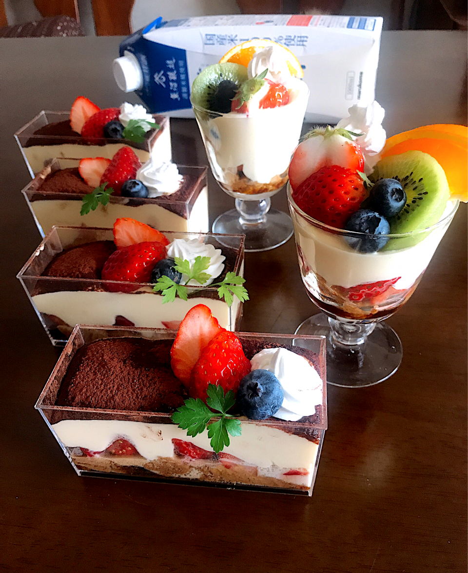 30分でできる簡単　甘酒入りティラミス苺たっぷり入れちゃいました🍓