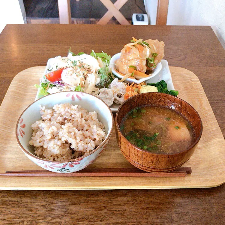 鶏の南蛮漬けとお野菜のランチ🥢|ちゃみこさん