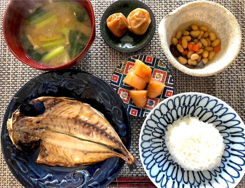 土曜日の朝ごはん定食🍚|saoricocoさん