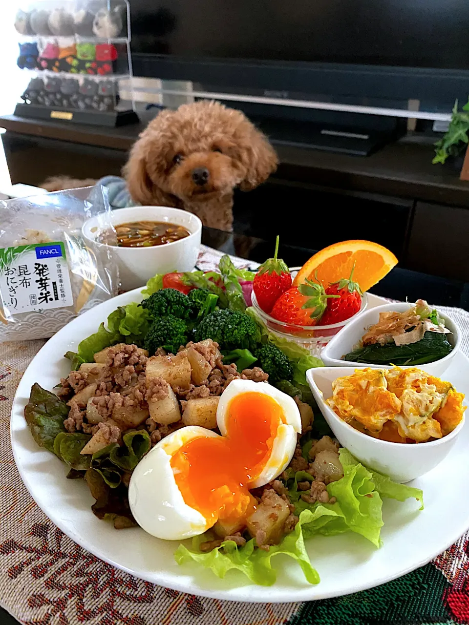 メインは山芋のそぼろ煮〜ワンプレートランチ😋|ゆかりさん