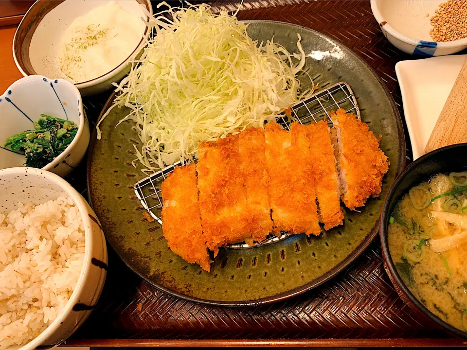 麦トロロースカツ定食|wildcat山猫さん