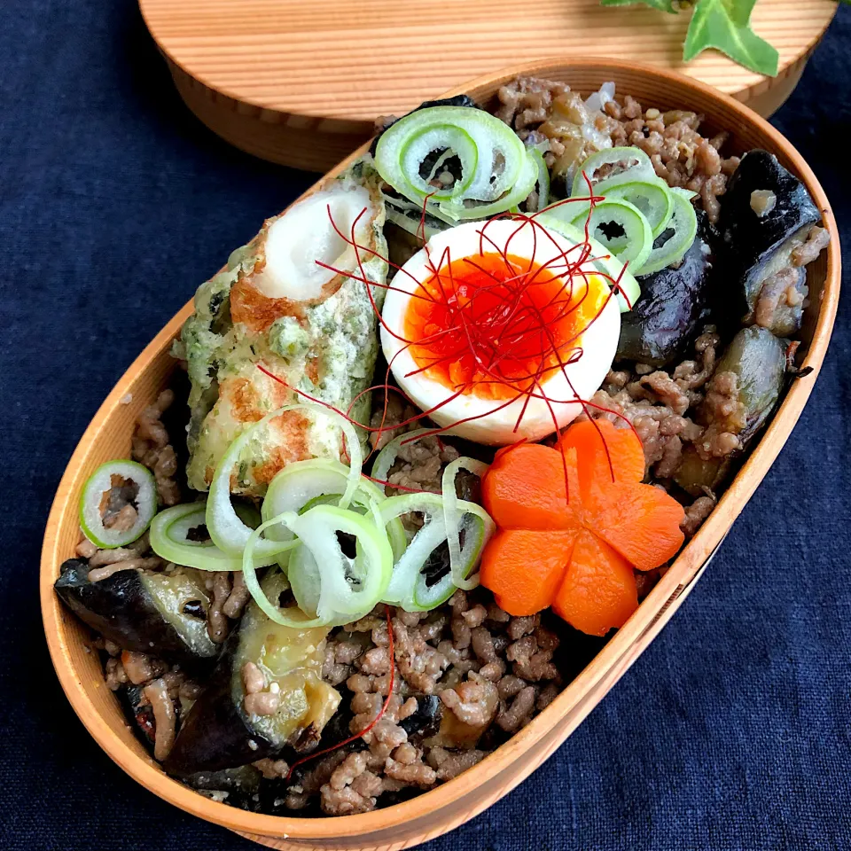 なすとひき肉のピリ辛味噌炒め弁当|あここさん