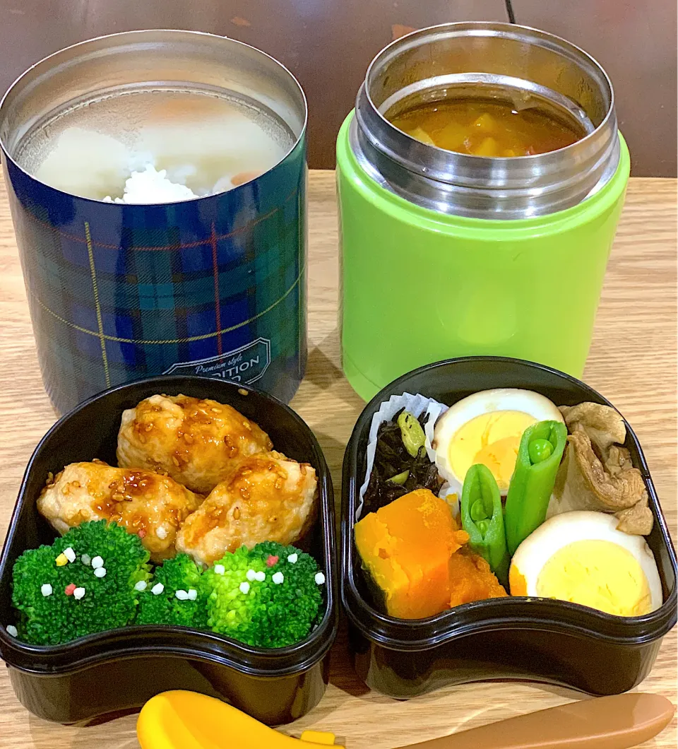 202032 夫弁当🍱昨夜のグヤーシュがメイン？ご飯少な目🍚鶏胸肉のハンバーグでヘルシー✨|Seikoさん