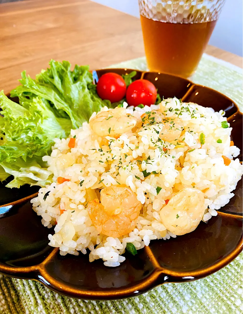 今日のお家で子どもとランチは　　　　　　なんちゃってエビピラフ🦐|ミッチ☆ママさん