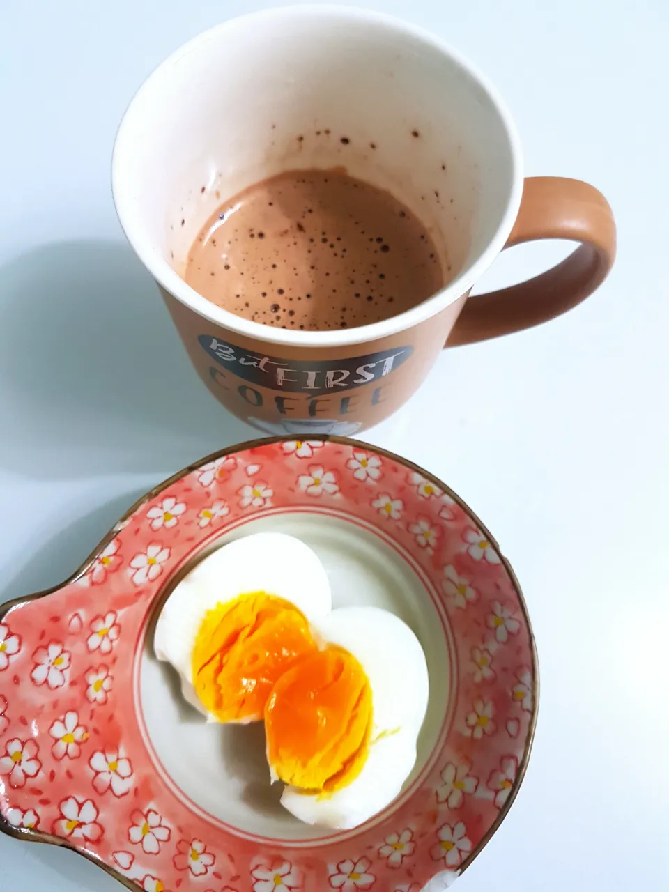 Boiled egg + Hot belgium chocolate 😍😋😋😘|🌷lynnlicious🌷さん