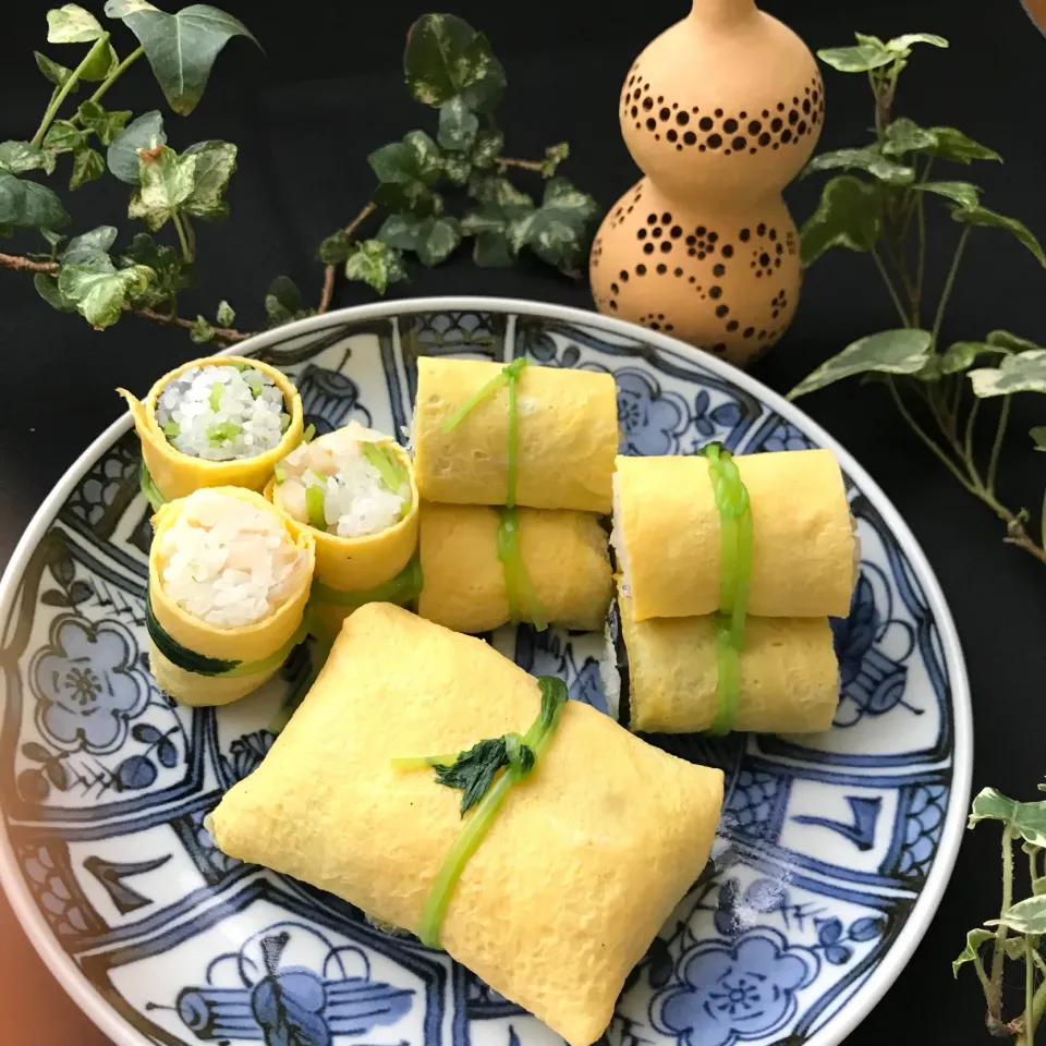 Snapdishの料理写真:🎎今年のひな祭りは　シンプルなふくさ寿司と　玉子巻きちらし寿司🎎|Hollyさん