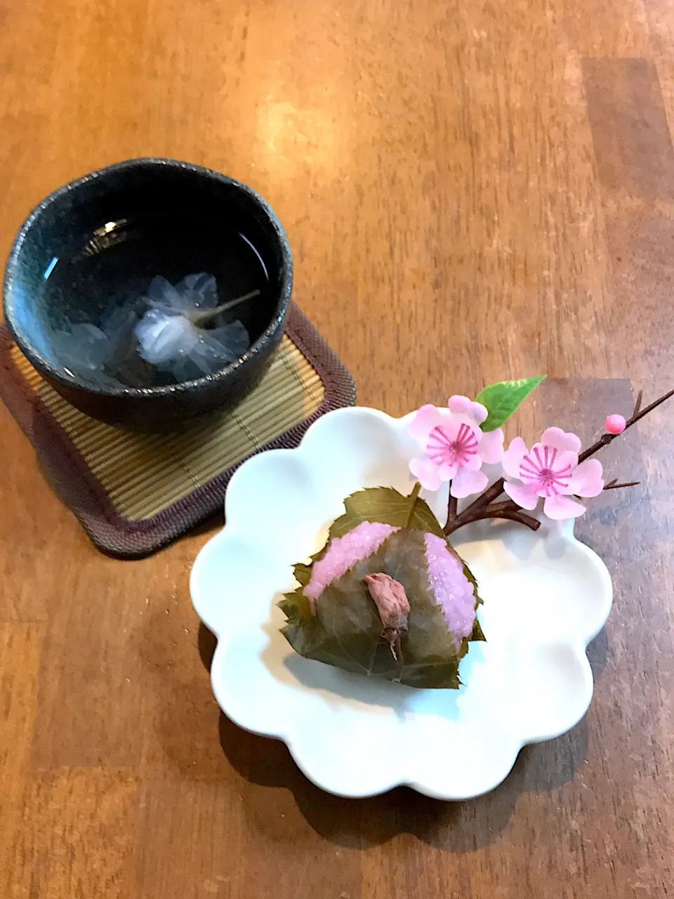 桜餅と桜茶|アパッチさん