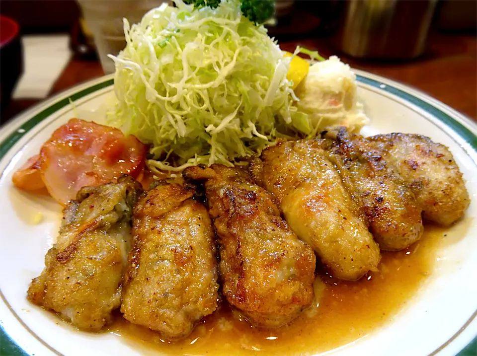 うまっ！カキバター焼き定食@かつれつ四谷たけだ|Mickeeさん