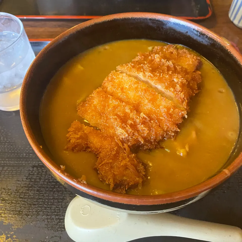 福村屋のカツカレーうどん🤤|1614さん