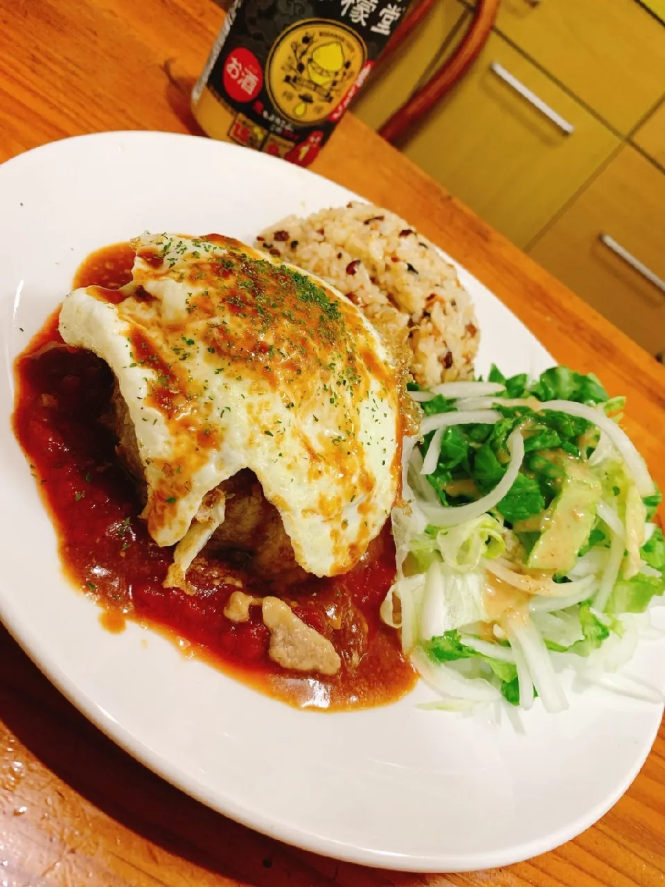 Snapdishの料理写真:チーズインハンバーグ目玉焼きのせ
金華豚の脂でチャーハン|Etsuさん