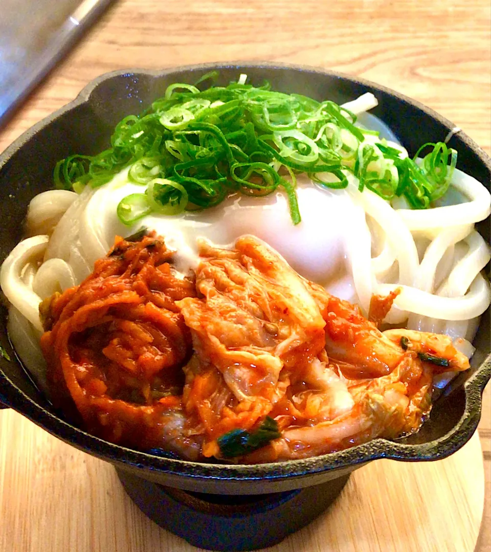 鍋焼キムチうどん|ばくあんしゃさん