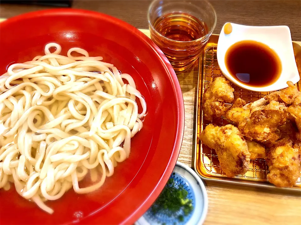 “うどん”さんのかけうどん　　　　　　　　　本日はとり天うどん|じゅんさんさん