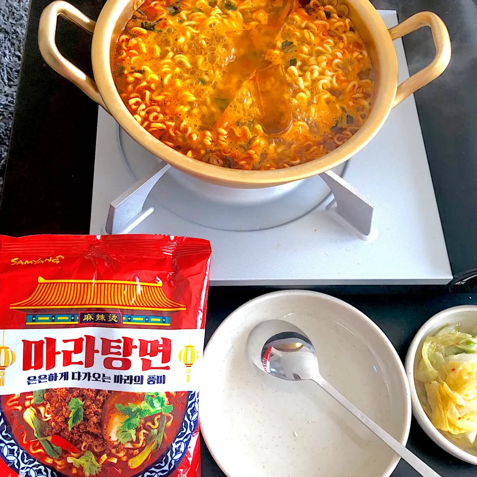 Snapdishの料理写真:マラタンミョン🇰🇷 完成🌶✨마라탄면|ヨッチャンさん