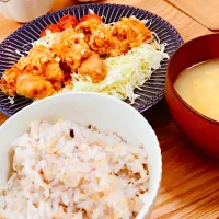 Snapdishの料理写真:油淋鷄定食|mさん