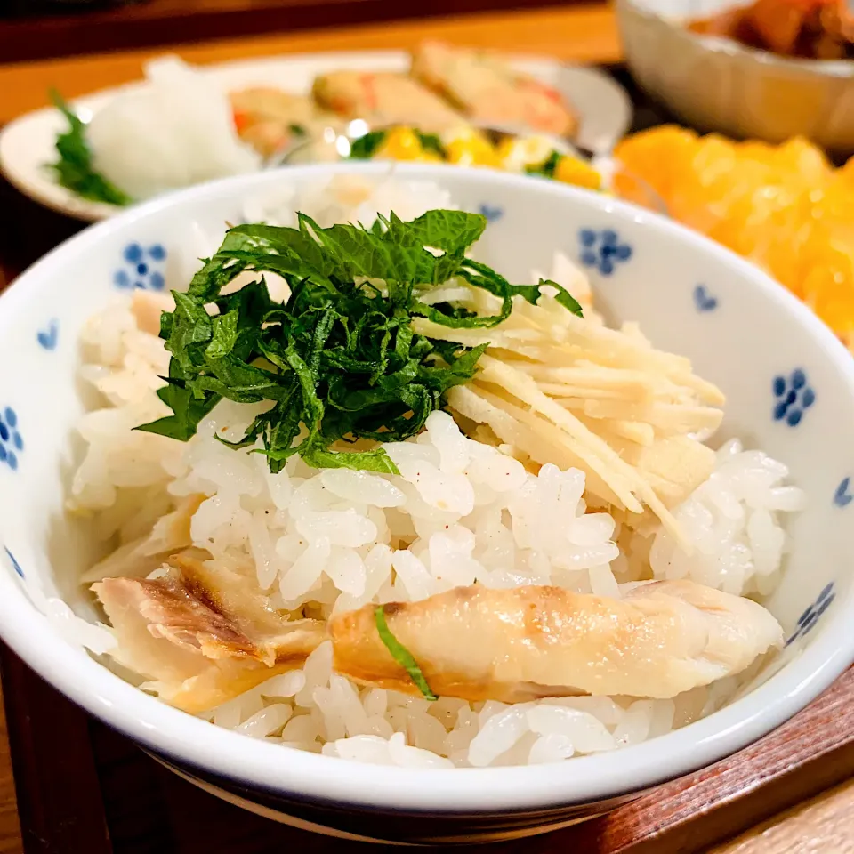 焼き塩鯖の混ぜご飯|いちごさん