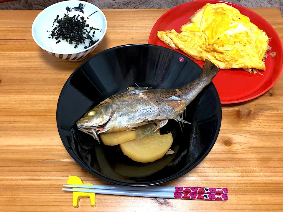 Snapdishの料理写真:イサキの煮付け|saknさん