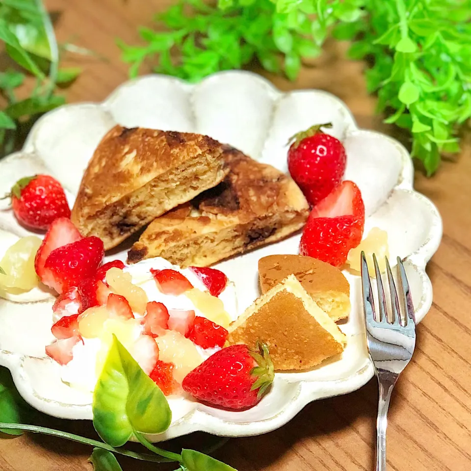 糀甘酒のマーブルパンケーキ🤤🍓|かなこ🌼さん