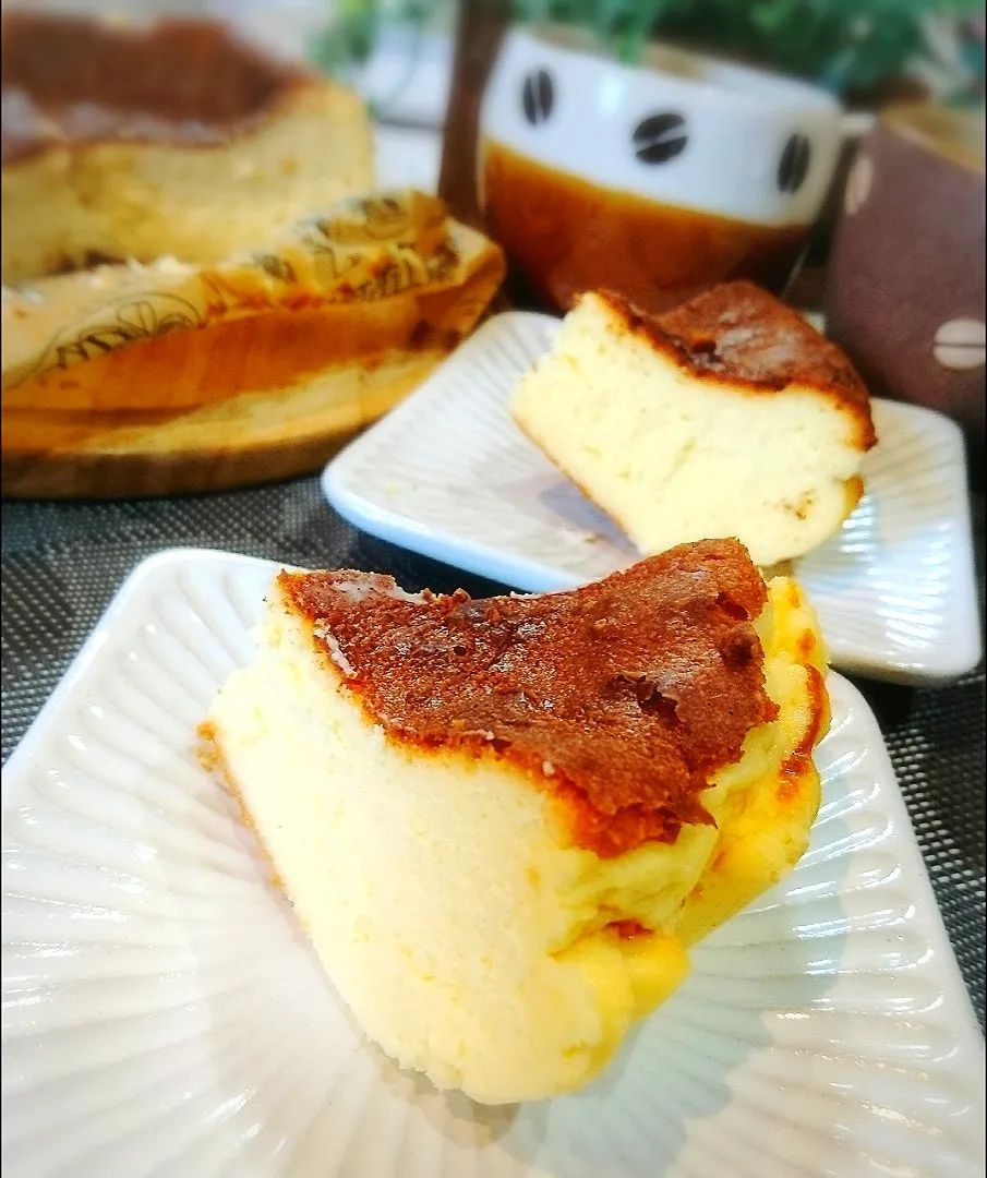 Snapdishの料理写真:バスク風チーズケーキ|ポコさん