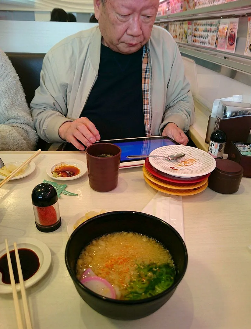 かけうどん|まりおさん