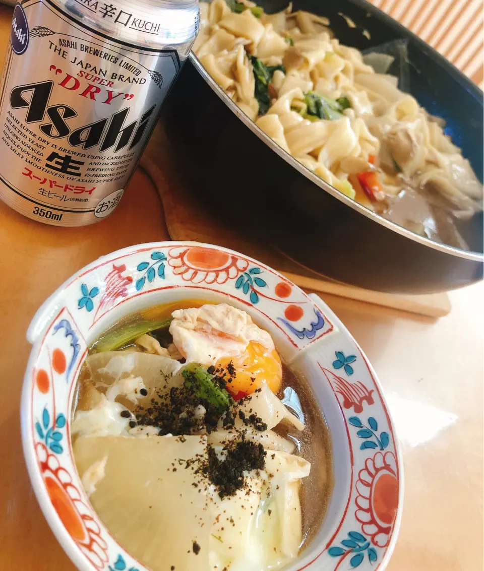 鍋焼きうどんとビール🍻|sana.ayaさん