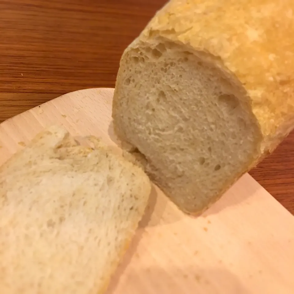 Snapdishの料理写真:ひさしぶりホームベーカリー🍞|くろあおさん