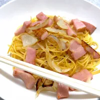 Snapdishの料理写真:ベーコンたっぷりバター醤油（薄味）パスタ|Ryoheiさん