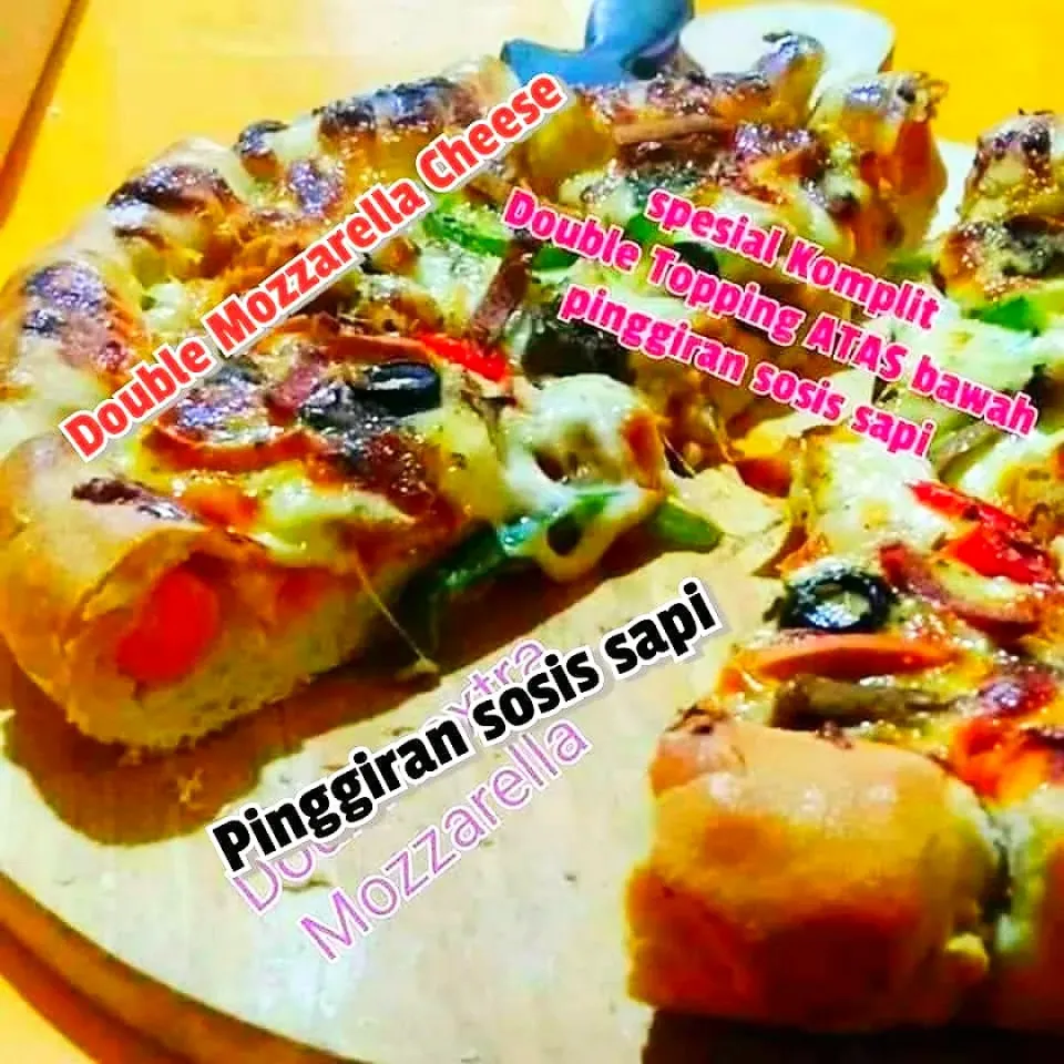 pizza Spesial Komplit|pizza 5555 - cianjurさん