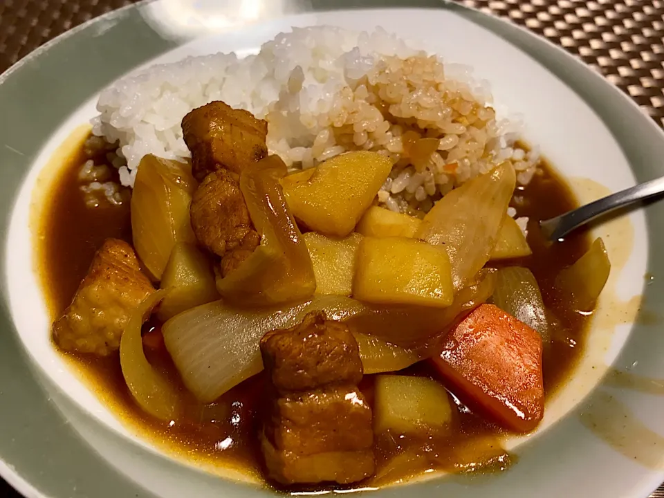 Snapdishの料理写真:自家製カレー|Shino88さん