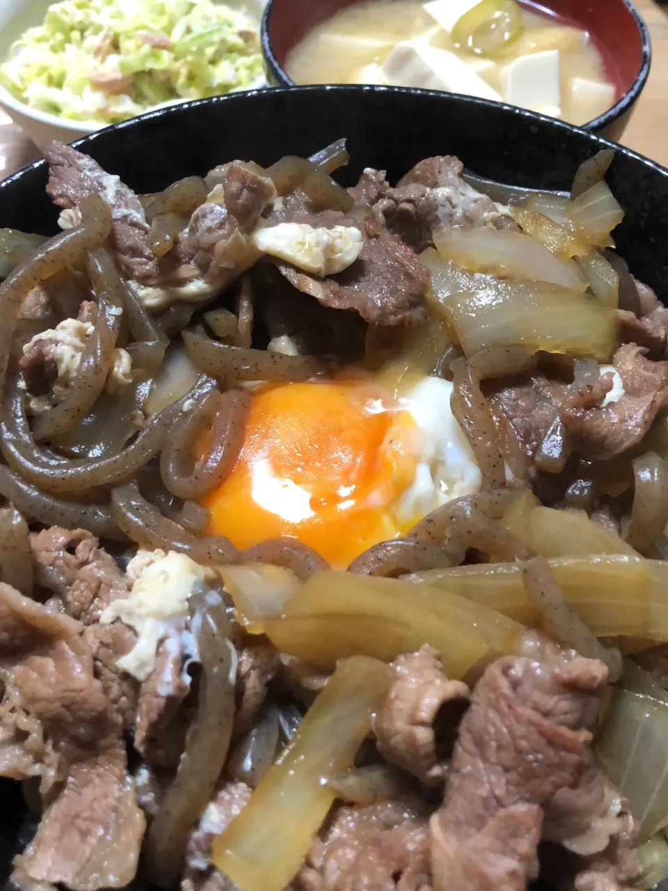 すき焼き風牛丼|ミウトおかんさん