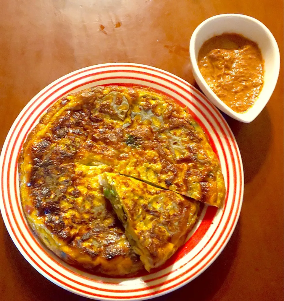 Tortilla española🍳ﾄﾙﾃｨｰｼﾞｬ･ｴｽﾊﾟﾆｮｰﾗ<蓮根たっぷりｽﾊﾟﾆｯｼｭｵﾑﾚﾂ>
Salsa romesco🔥ｻﾙｻ･ﾛﾒｽｸ|🌈Ami🍻さん