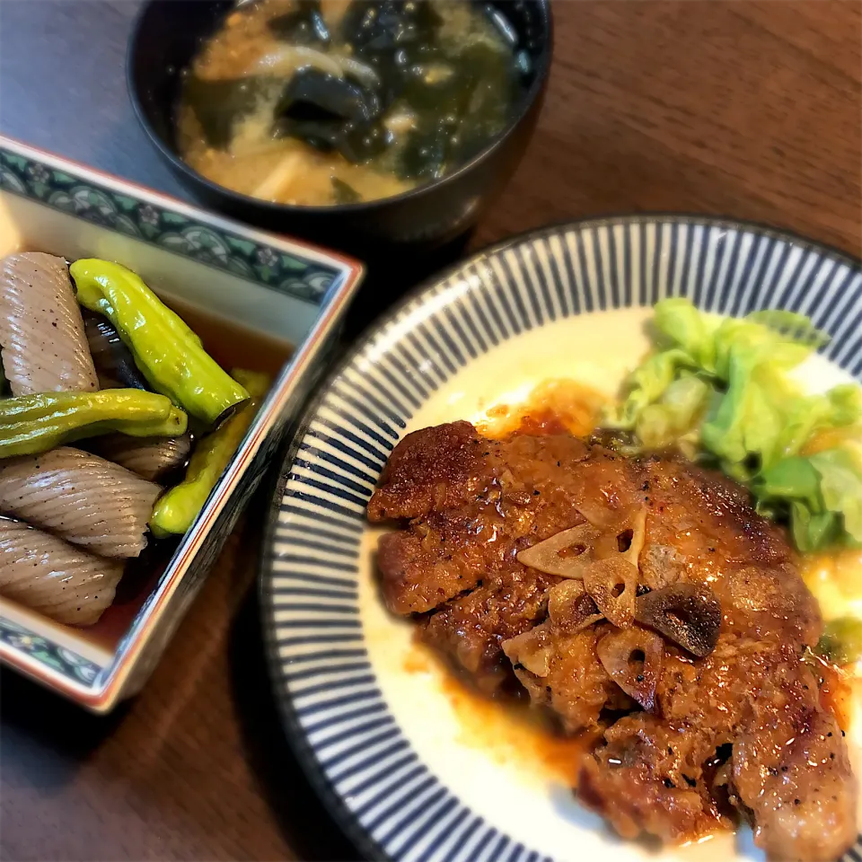 トンテキとこんにゃくの煮物|モスグリーンさん