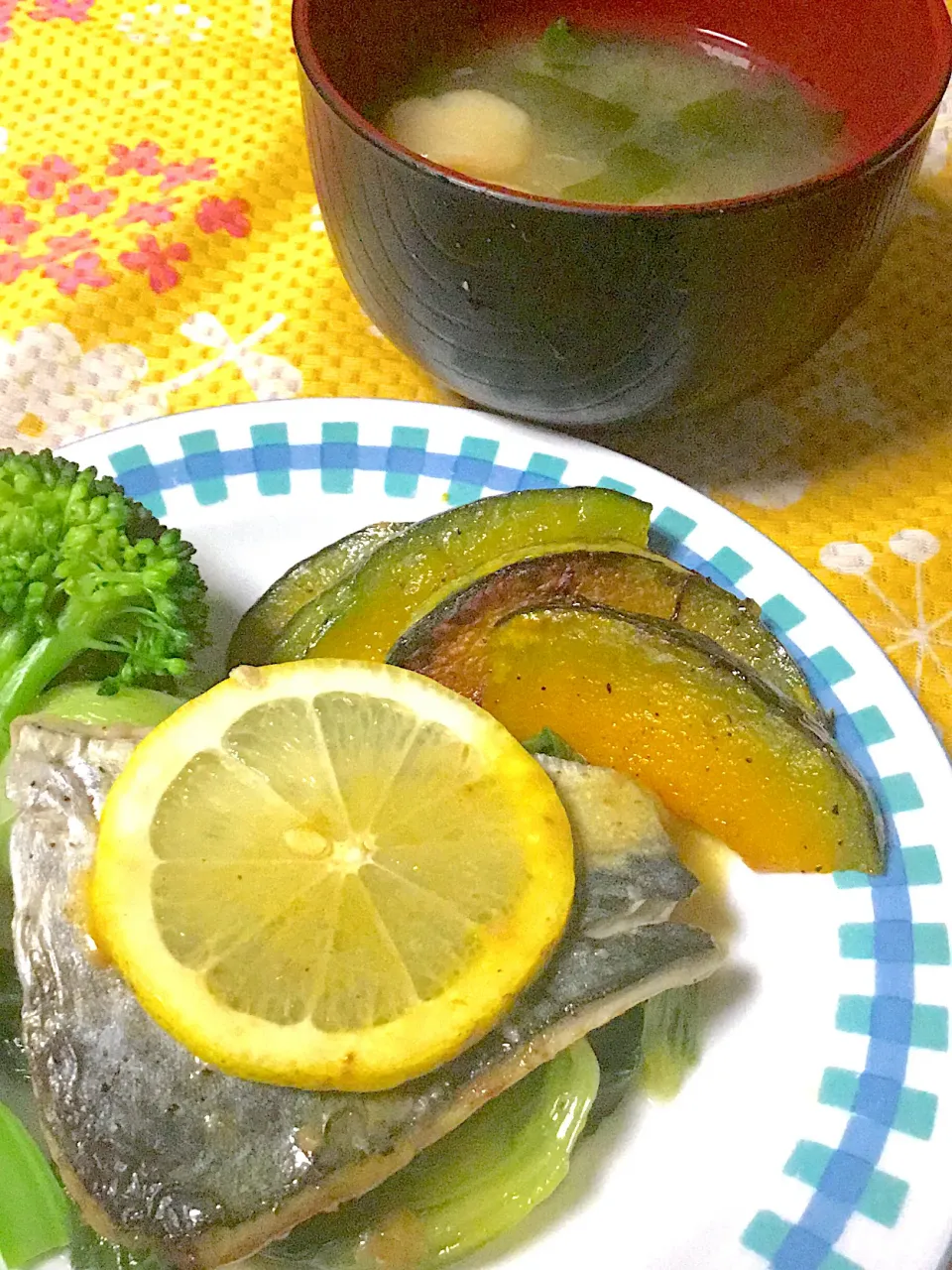 Snapdishの料理写真:サゴシのポワレ　野菜添え🥬　味噌汁|掛谷節子さん