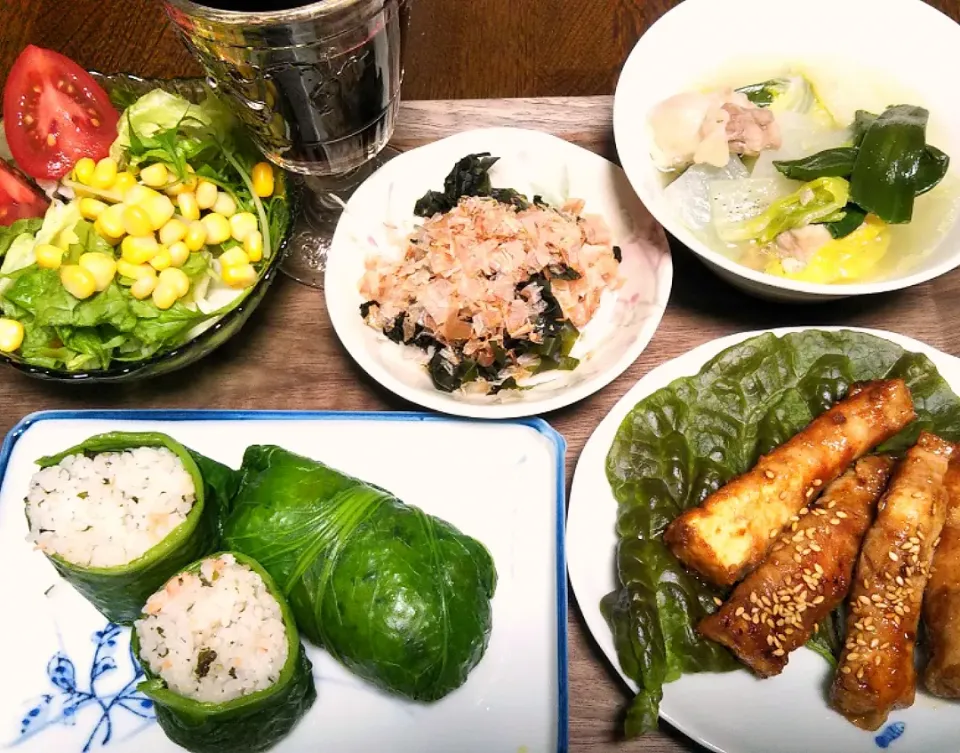 Snapdishの料理写真:高菜のおにぎり定食🍙🍃|りょうさん