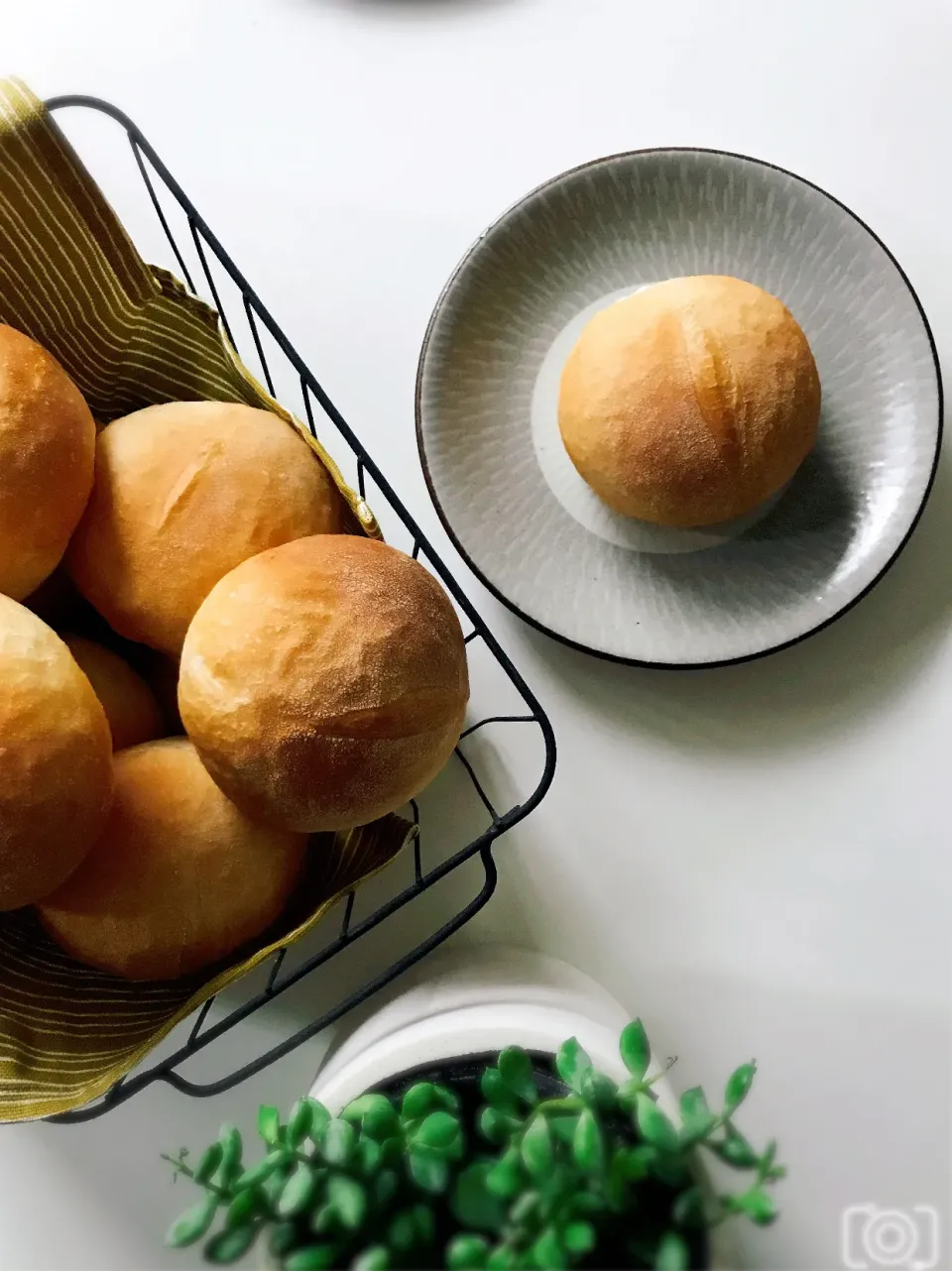 まるパン。きまぐれで作るパン作り。ほんのり甘くてフワフワです^ ^|JAMさん